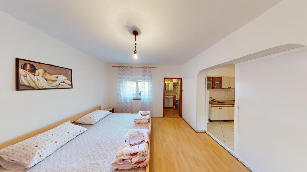 Jaska & Jelica House Apartments Metajna Extérieur photo