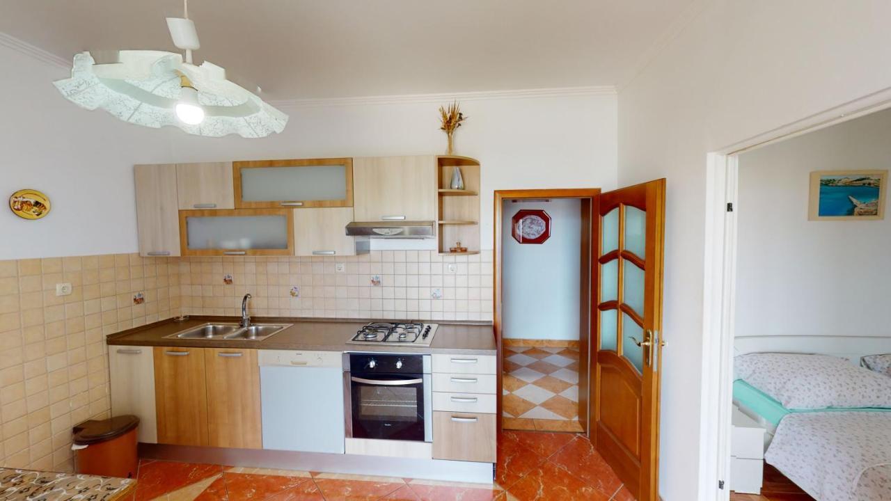 Jaska & Jelica House Apartments Metajna Extérieur photo
