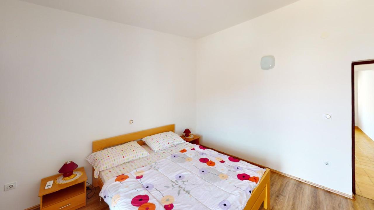 Jaska & Jelica House Apartments Metajna Extérieur photo